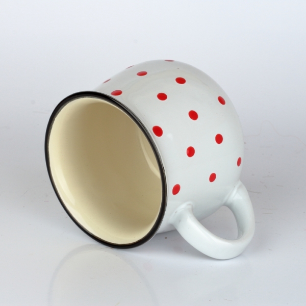 Velký hrnek na čaj s červenými puntíky 11cm