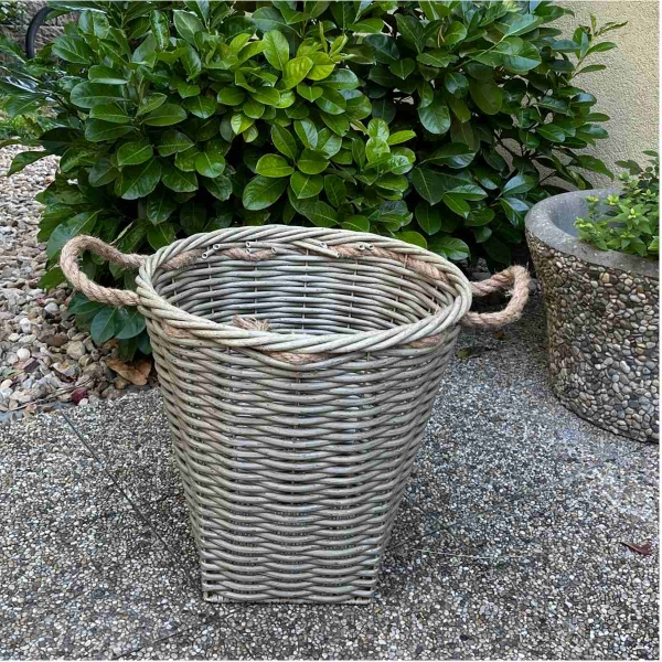 Velký kulatý obal na květináč z umělého proutí – šedobéžový 53 cm