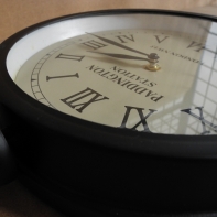 Venkovní hodiny černý kov průměr 30 cm