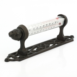 Venkovní teploměr za okno