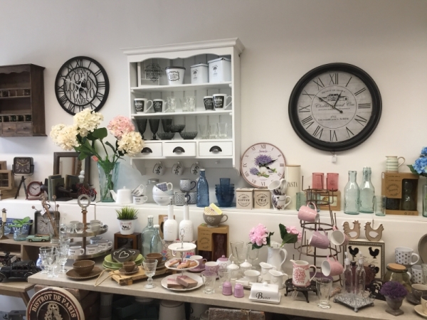 Venkovská police do kuchyně se šuplíky - masiv 88x95x28cm