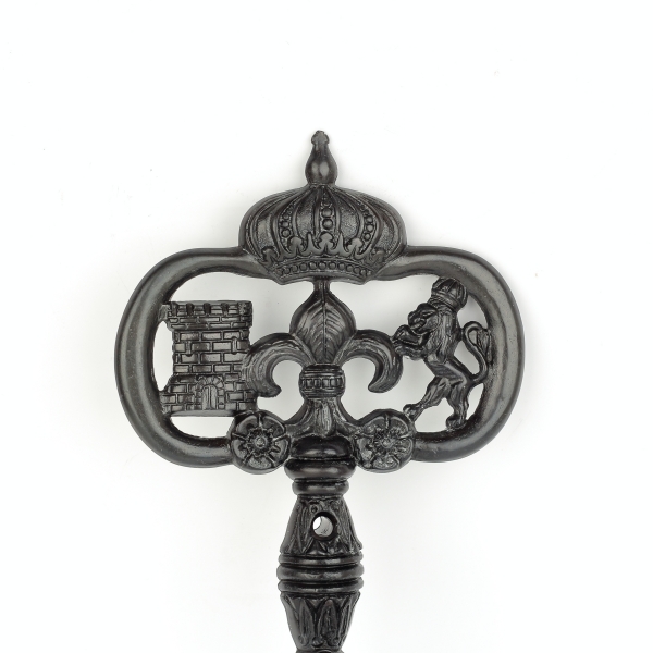 Věšák na klíče historický klíč se čtyřmi háčky 27 x 10 cm kov