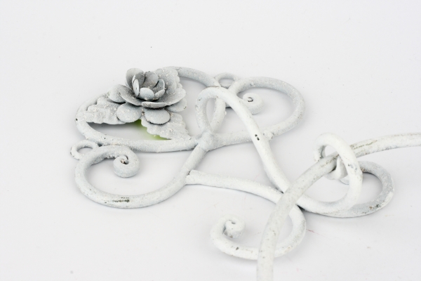 Věšák na ručník kruh s květinou 16,5cm