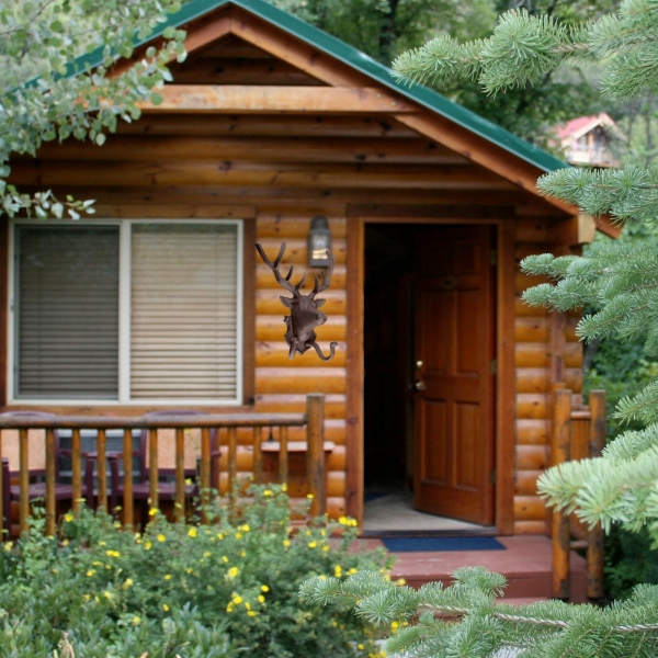 Věšák s jelenem litina 22x9,9x27,6cm