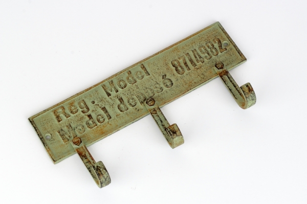 Věšák trojháček na zeď zelená patina 27,3cm