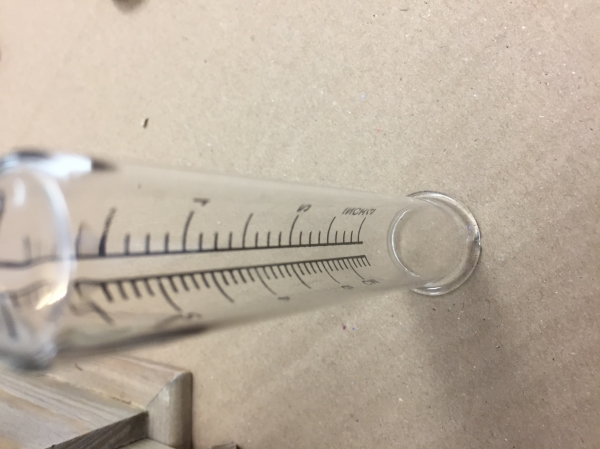 Vidle srážkoměr - vyřazeno z důvodu uštípnutí 