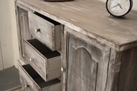 Vintage dřevěná komoda s patinou 93×37×79cm