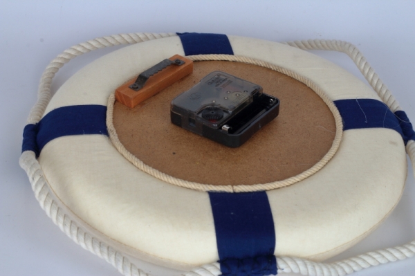 VYŘAZENO - Záchranný kruh s hodinami