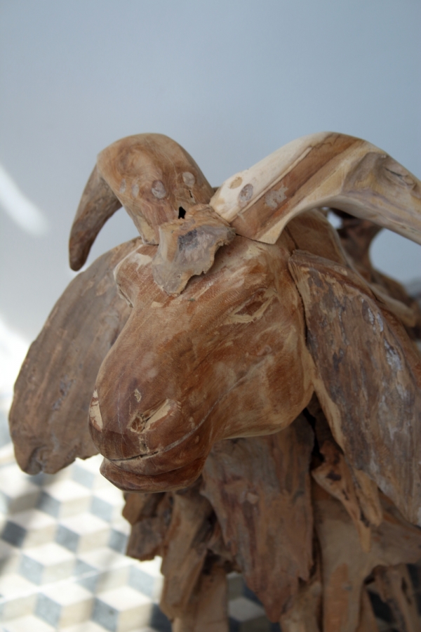 Zahradní dekorace beran 62cm