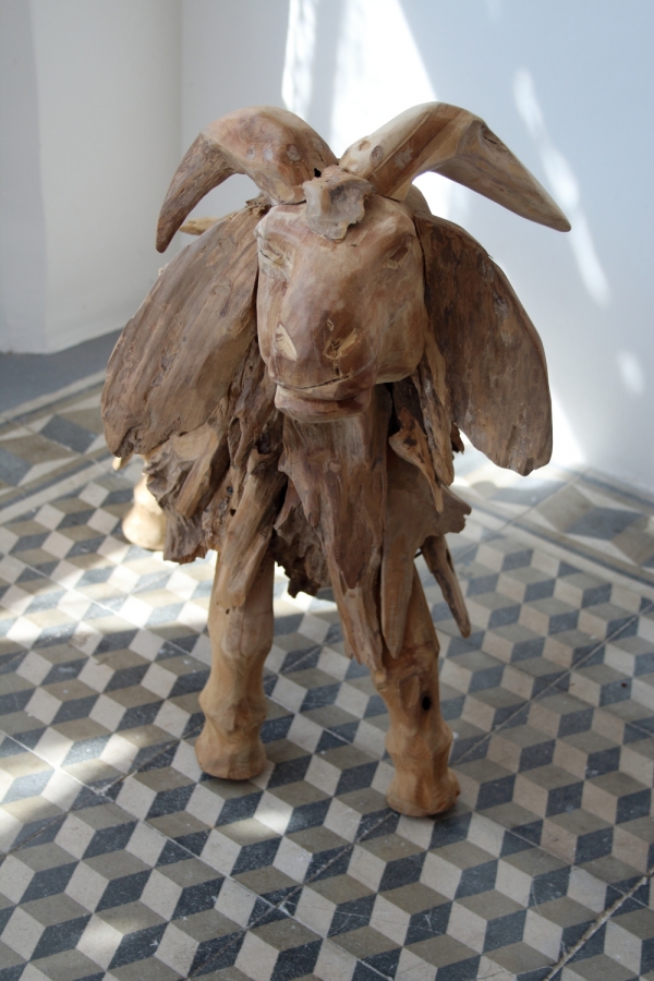 Zahradní dekorace beran 62cm