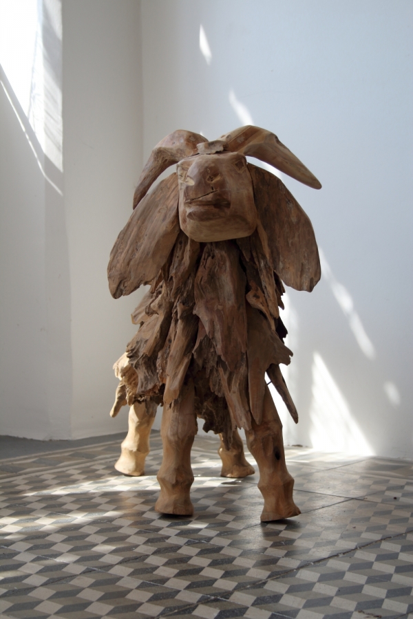 Zahradní dekorace beran 62cm