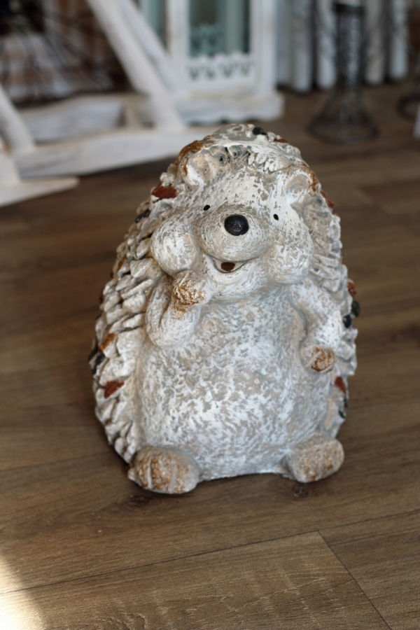 Zahradní dekorace ježek - vyřazeno z důvodu nedokonalého obočí