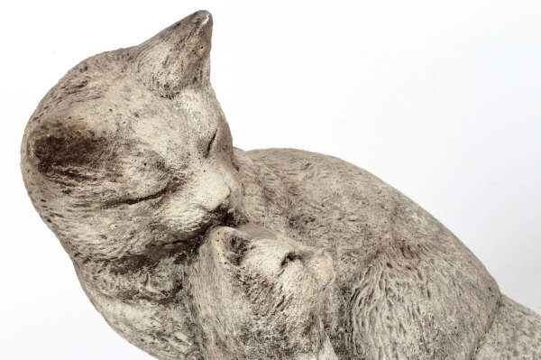 Zahradní dekorace kočka s kotětem beton 26cm