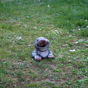 Zahradní dekorace krtek 12cm