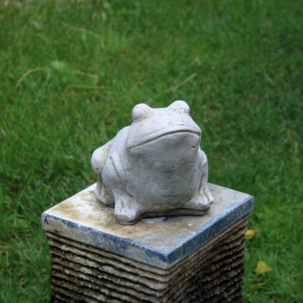 Zahradní dekorace žába 15x18x17cm