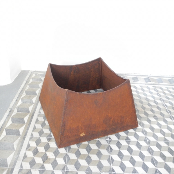 Zahradní kovové ohniště 57x33x57