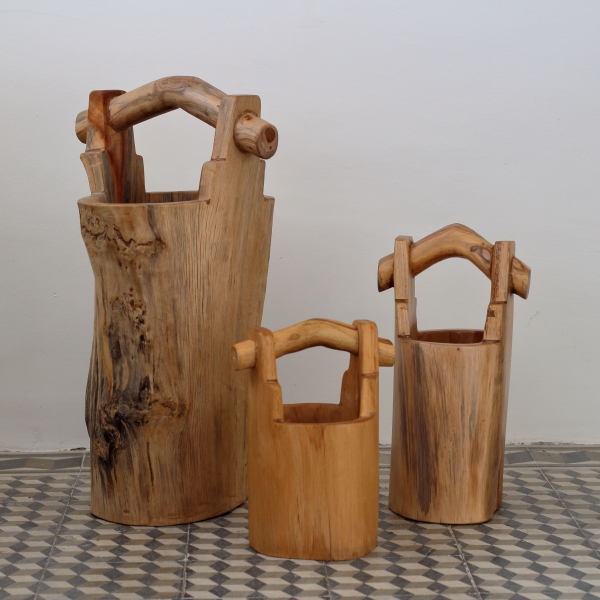 Zahradní květináč dřevěné vědro 70cm