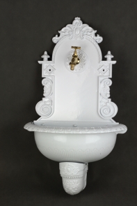 Zahradní nástěnné umyvadlo krémové 75x44cm