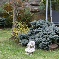 Zahradní skřítek sedící beton 30cm - mrazuvzdorné 