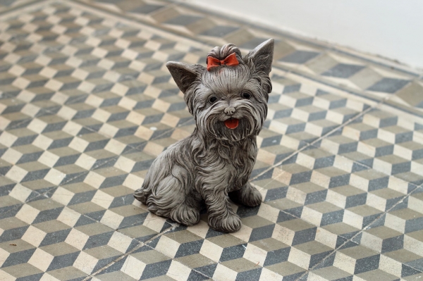 Zahradní socha jorkšír 16x13x26cm