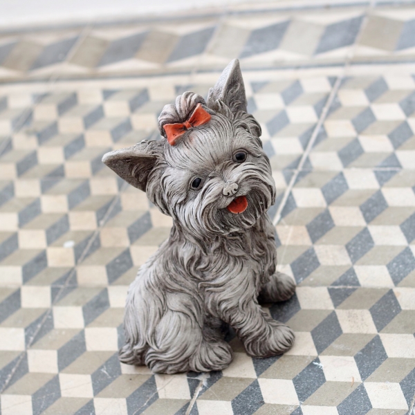 Zahradní socha jorkšír 16x13x26cm