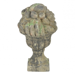 Zahradní sochy do zahrady koš s ovocem mech  