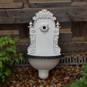 Zahradní umyvadlo bez kohoutku typ A