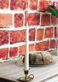 Zámecký svícen na jednu svíčku mosaz