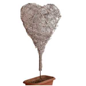 Zápich do trávníku proutěné srdce bílé 40x90x7cm