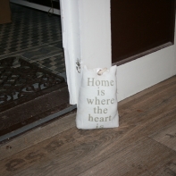 Zarážka za dveře Home bílá