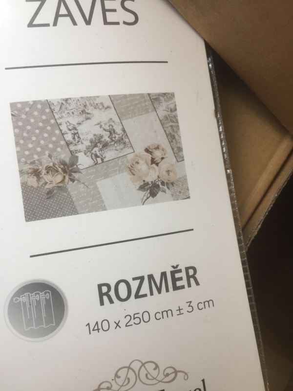 Závěs do okna 140x250cm rozkvetlá zahrada