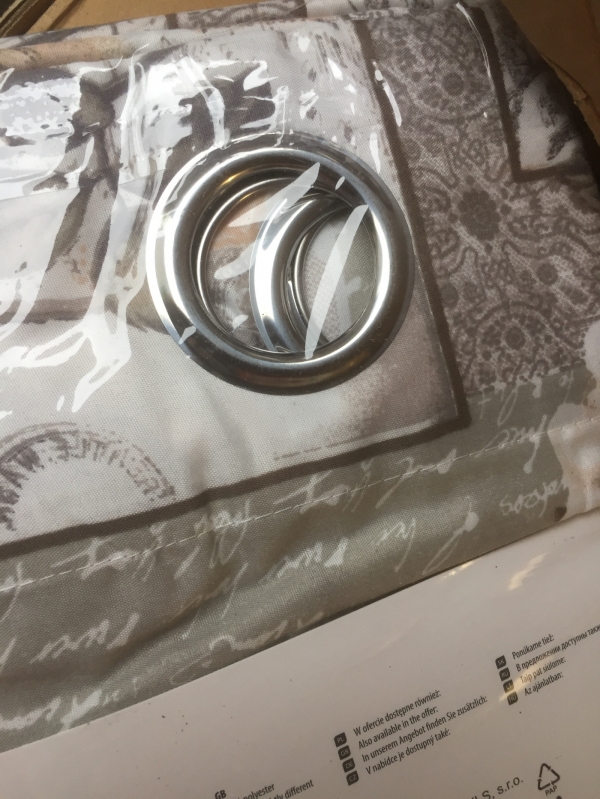 Závěs na okno 140x250cm,šedý patchwork