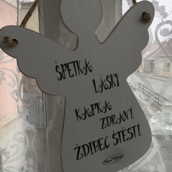 Závěsná dekorace anděl Špetka lásky 24,5cm