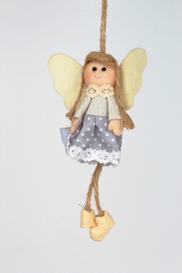 Závěsná dekorace anděl v šedých šatech s puntíky 14cm