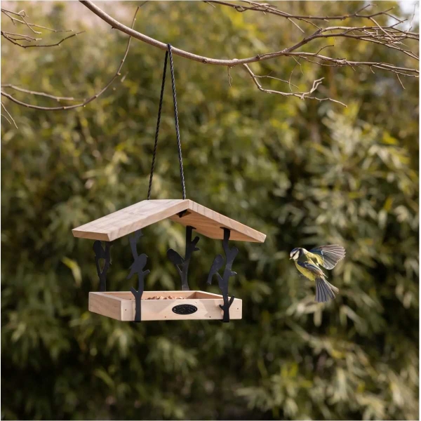 Závěsné dřevěné krmítko pro ptáky Chiffchaff 24,5 cm