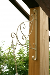 Závěsný květináč bílý kov 75cm