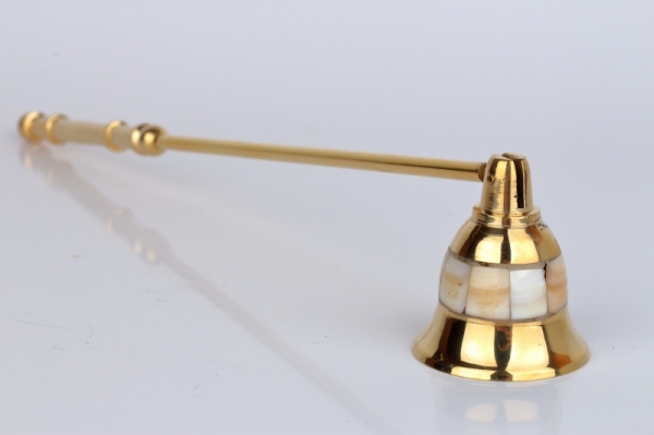 Zhášedlo na svíčku zlaté s perletí 28cm