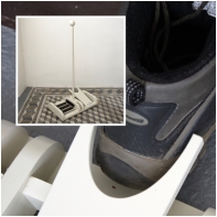 Zouvák na boty s čističem bílý