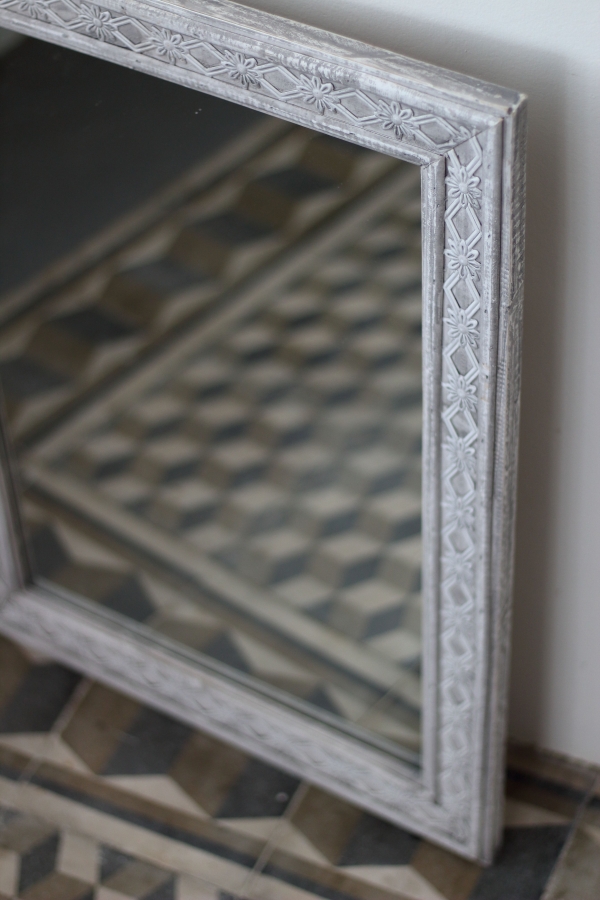 Zrcadlo do koupelny šedé s patinou 66x48cm