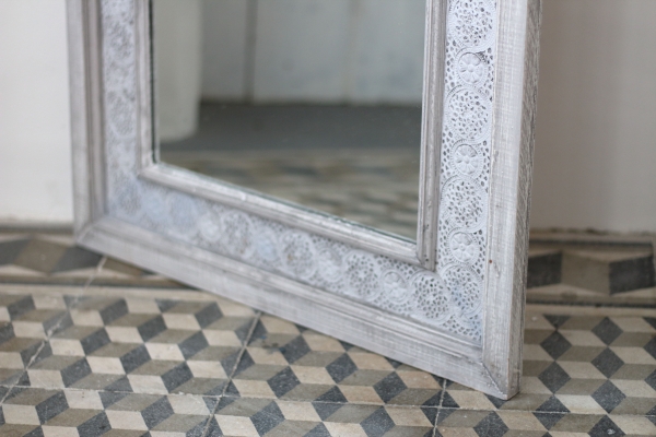 Zrcadlo do koupelny šedé s patinou kruhy 84x60cm