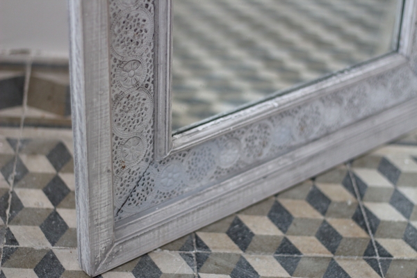 Zrcadlo do koupelny šedé s patinou kruhy 84x60cm