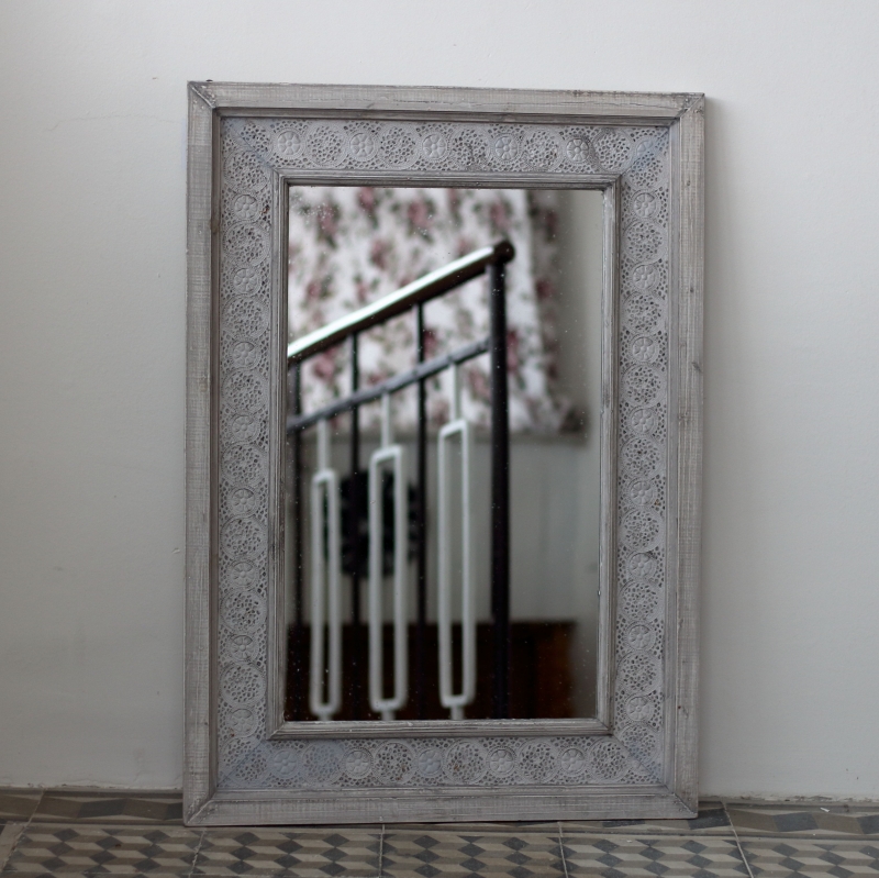 Zrcadlo do koupelny šedé s patinou kruhy 84x60cm