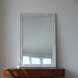 Zrcadlo dřevěné staro bílá 60x90cm