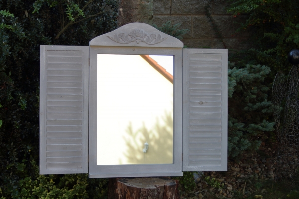 Zrcadlo s okenicemi 80x50cm