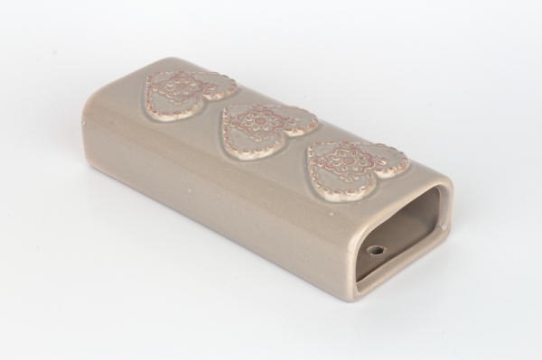 Zvlhčovač vzduchu na radiátor srdce hnědý 6,9x17x4cm